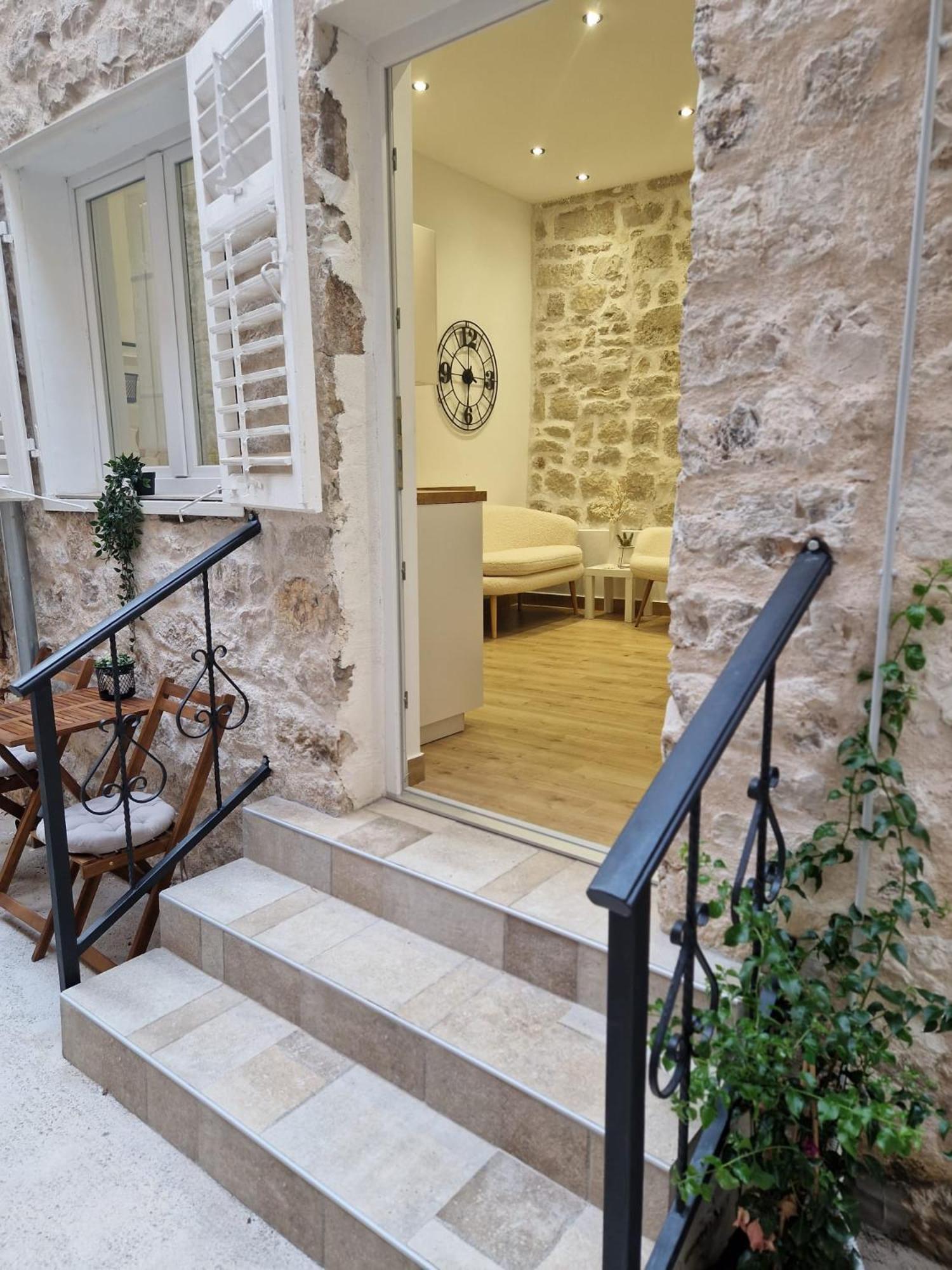 Small House Saint Michael Šibenik Exteriér fotografie